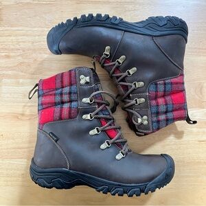 KEEN womens Greta Red Plaid Snow Boot waterproof size 10 BROWN LEATHER